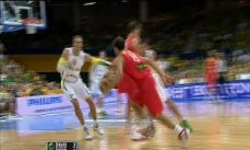 José Calderon, bloqueo directo con Pau Gasol en partido Eurobasket ante Lituania