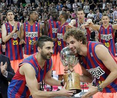 Barcelona, nuevo campeón de la liga ACB 2011. Juan Carlos Navarro y Sergi Grimau